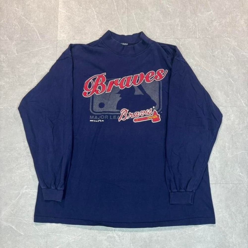 1996 Navy blue Atlanta Braves long sleeve shirt #MLB #baseball